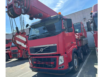 All terrain crane TADANO HK 40