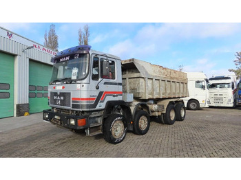 Tipper MAN 35.362 8x4 Euro 2, ZF manual gearbox, VERY clean: picture 2
