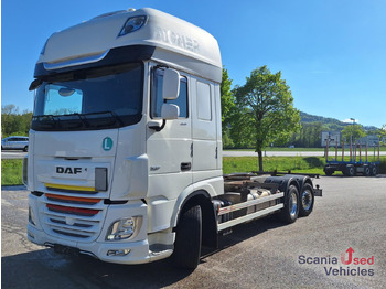 Container transporter/ Swap body truck DAF XF 480