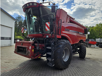 Combine harvester CASE IH