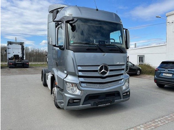 Tractor unit Mercedes-Benz Actros 4  MB 1943  SZM  Gefahrgutvorbereitung: picture 2 Tractor unit Mercedes-Benz Actros 4  MB 1943  SZM  Gefahrgutvorbereitung: picture 2