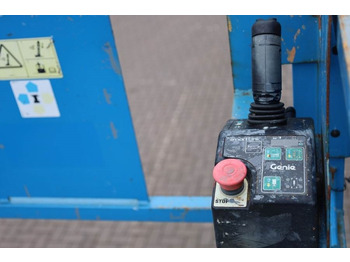 Scissor lift Genie GS4069 Electric, 14m Working Height, 363kg Capacit: picture 3 Scissor lift Genie GS4069 Electric, 14m Working Height, 363kg Capacit: picture 3