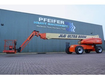 Articulated boom JLG