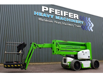 Articulated boom NIFTYLIFT