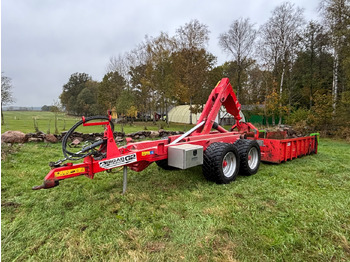Farm trailer