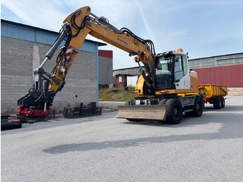 Excavator LIEBHERR A 918