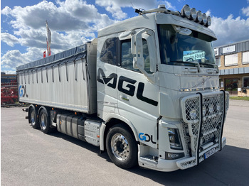 Truck VOLVO FH16 750