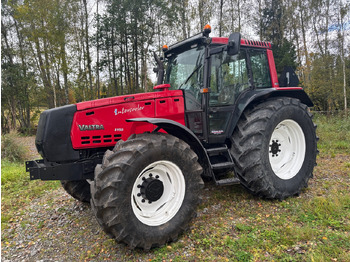 Farm tractor VALTRA 8000