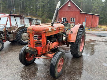 Farm tractor VOLVO