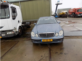 Car Mercedes-Benz E-Klasse 320 CDI sedan avantgarde: picture 3 Car Mercedes-Benz E-Klasse 320 CDI sedan avantgarde: picture 3