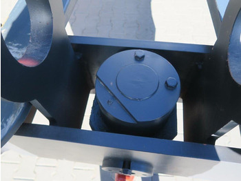 Attachment for Reach stacker Kalmar DRG540-700 Reachstacker: picture 3 Attachment for Reach stacker Kalmar DRG540-700 Reachstacker: picture 3