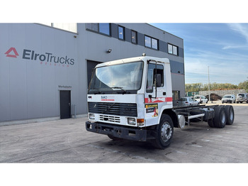 Cab chassis truck VOLVO FL7