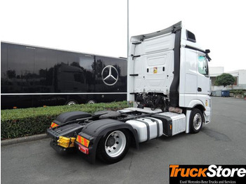Tractor unit Mercedes-Benz Actros 1845 LS nRL: picture 4 Tractor unit Mercedes-Benz Actros 1845 LS nRL: picture 4