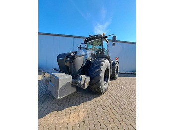 Farm tractor Claas Xerion 4000 Trac VC: picture 2