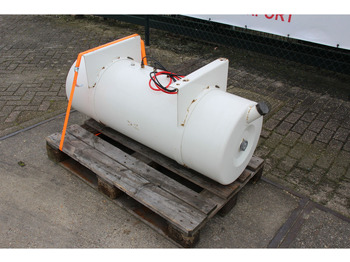 Tank semi-trailer for transportation of fuel TERMO King / CARRIER: picture 2