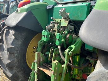 Farm tractor John Deere 6620: picture 4