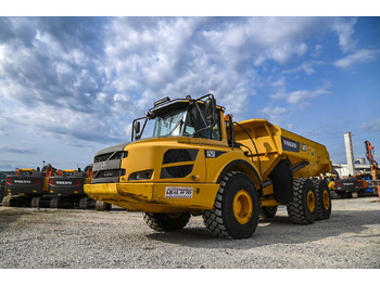 Articulated dumper VOLVO A25F