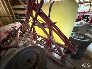 Tractor mounted sprayer Sprayer Hardi 800L 12m: picture 5