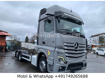 Container transporter/ Swap body truck MERCEDES-BENZ Actros 2545