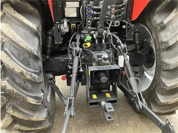 Farm tractor Case IH Farmall 100C: picture 4