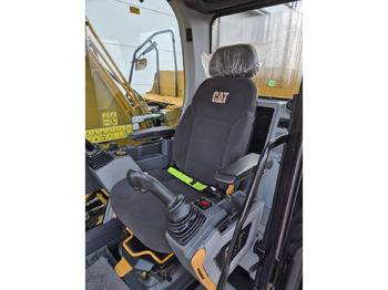 Crawler excavator CAT 320GC: picture 5