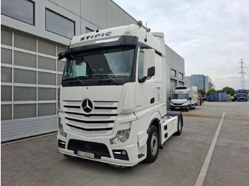 Tractor unit MERCEDES-BENZ Actros 1845