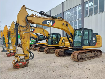 Crawler excavator CATERPILLAR 323