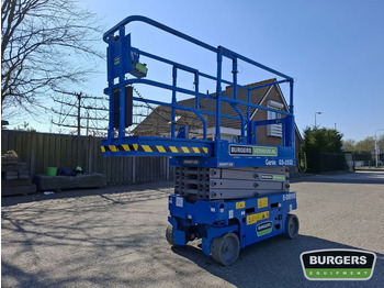 Scissor lift GENIE