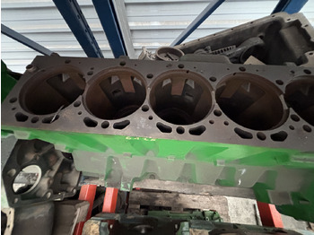 Engine and parts JOHN DEERE