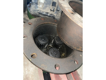 Final drive JOHN DEERE