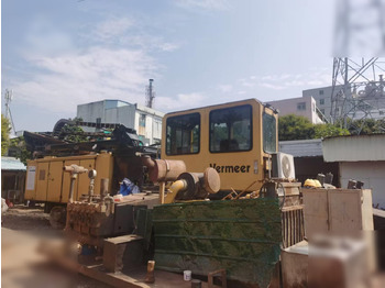 Directional boring machine VERMEER