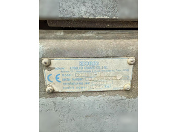 Crawler crane 2011 KOBELCO CKE900-1F: picture 5