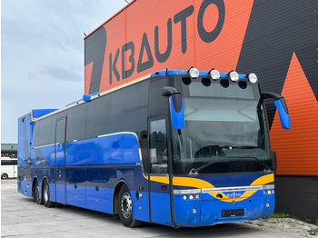 Coach VAN HOOL