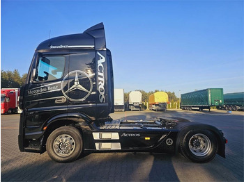 Tractor unit Mercedes-Benz ACTROS 1843: picture 2