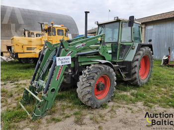 Farm tractor FENDT Farmer 300