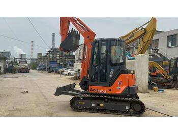 Mini excavator HITACHI ZX50U-2: picture 3