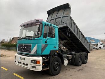 Tipper MAN 33.372