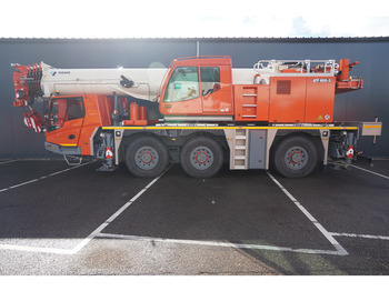 Crane truck
