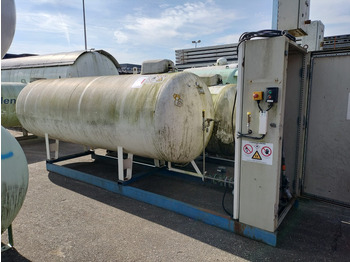 Storage tank