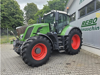 Farm tractor FENDT 828 Vario