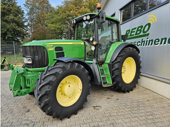 Farm tractor JOHN DEERE 6630