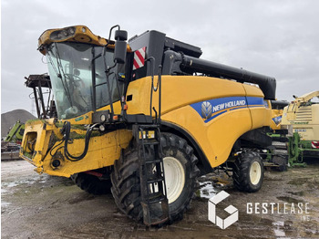 Combine harvester NEW HOLLAND CX series