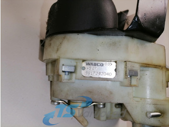 Universal part for Truck Volvo Handbrake control lever 9617242040: picture 3