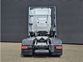Tractor unit Mercedes-Benz ACTROS 2548 6X2/4 / PTO / GIGASPACE: picture 5 Tractor unit Mercedes-Benz ACTROS 2548 6X2/4 / PTO / GIGASPACE: picture 5