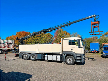 Crane truck, Dropside/ Flatbed truck MAN 26.480 6X2 Baustoff mit Kran HIAB Top Zustand: picture 2