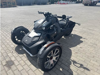 Side-by-side/ ATV