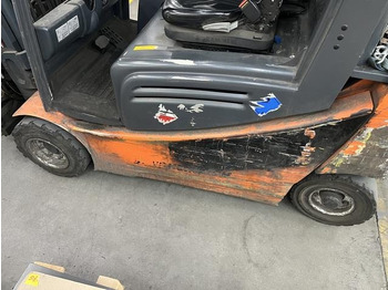 Electric forklift Jungheinrich EFG320: picture 3 Electric forklift Jungheinrich EFG320: picture 3