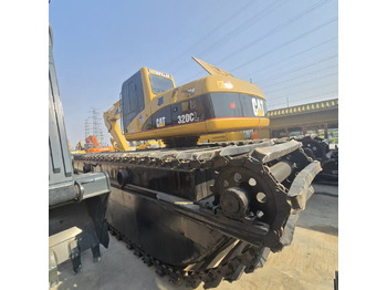 Amphibious excavator Caterpillar 320C: picture 3