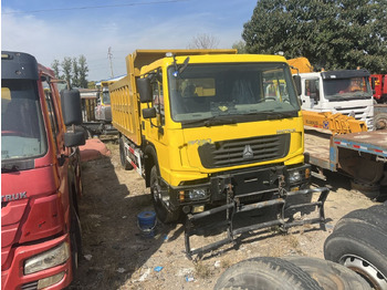 Tipper Sinotruk HOWO 4*2 Dump truck: picture 4