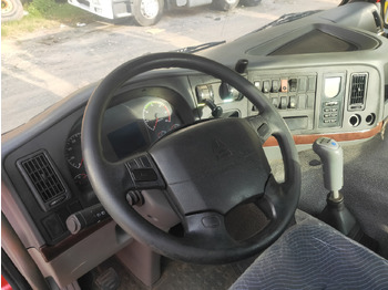 Tractor unit Sinotruk HOWO 371 6*4 Tractor: picture 2